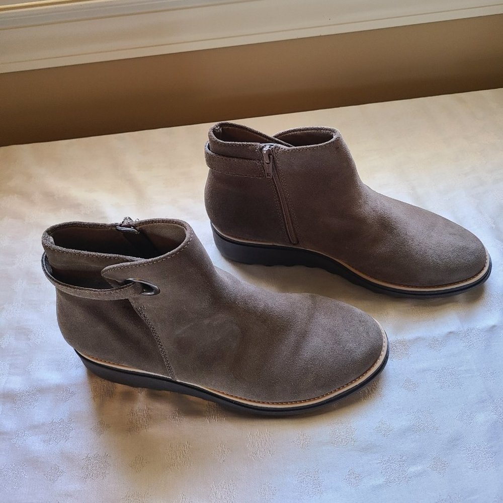 Clarks low ankle boots with rubber sole